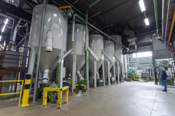 ANL Packaging inside production